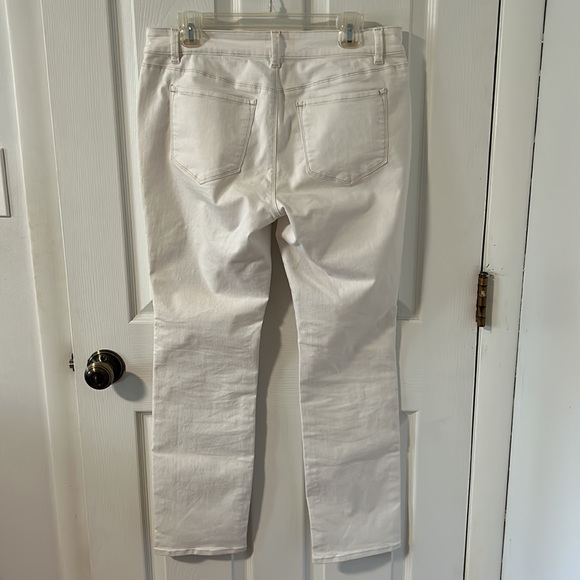 Ann Taylor Modernfit white jean size 12P - Picture 2 of 12
